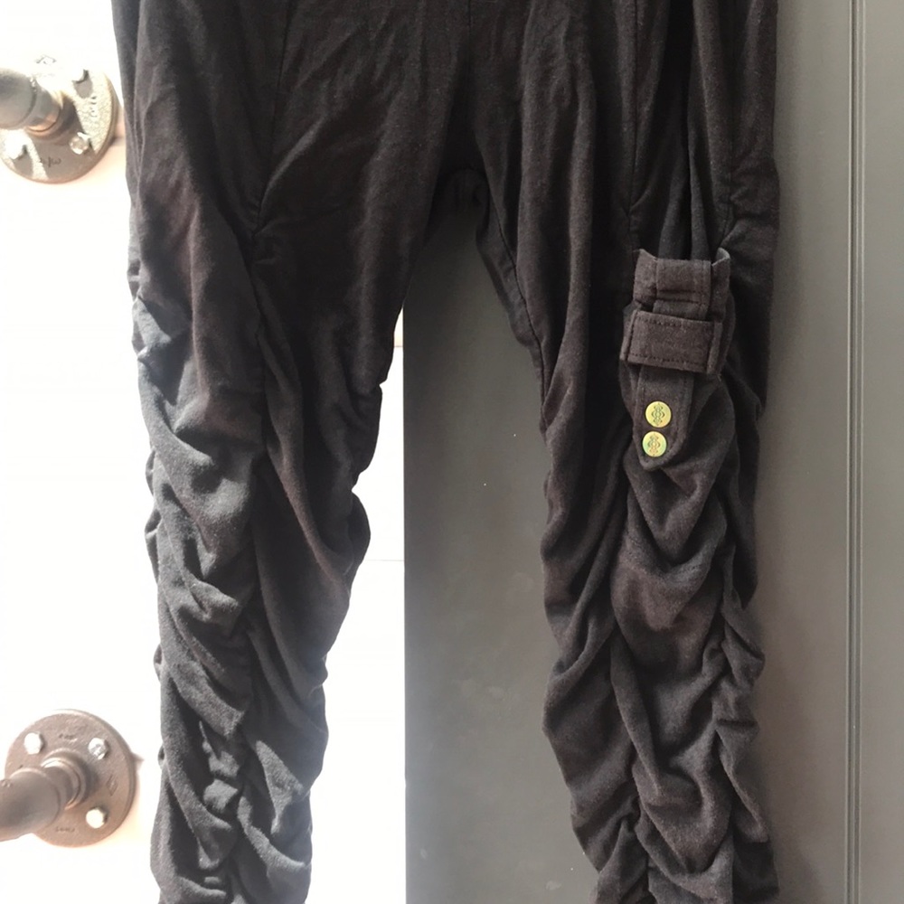 Nomads ruched legging